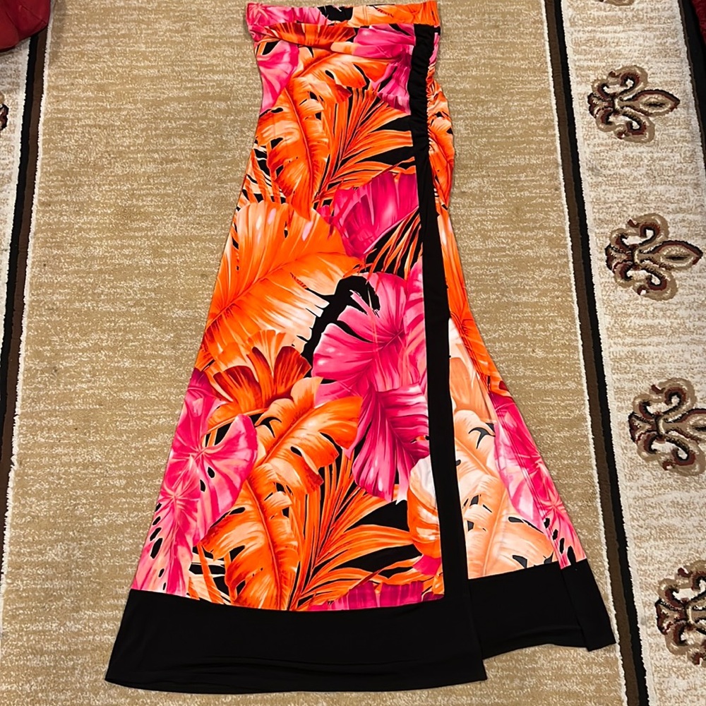 Sleeveless dress